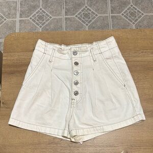 24 Abercrombie & Fitch Cream High Waist Shorts
